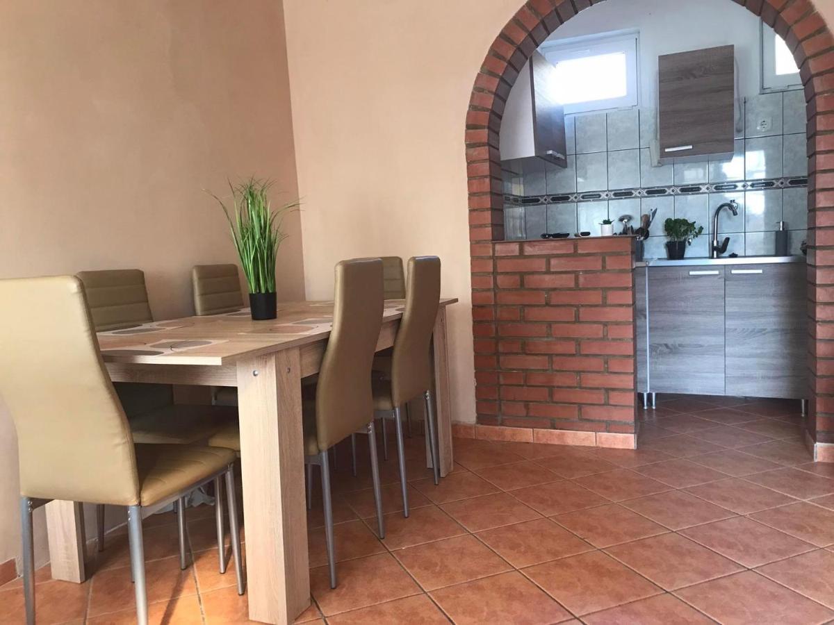 Tahiti Apartman Apartment Hajduszoboszlo Luaran gambar