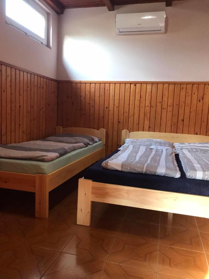 Tahiti Apartman Apartment Hajduszoboszlo Luaran gambar