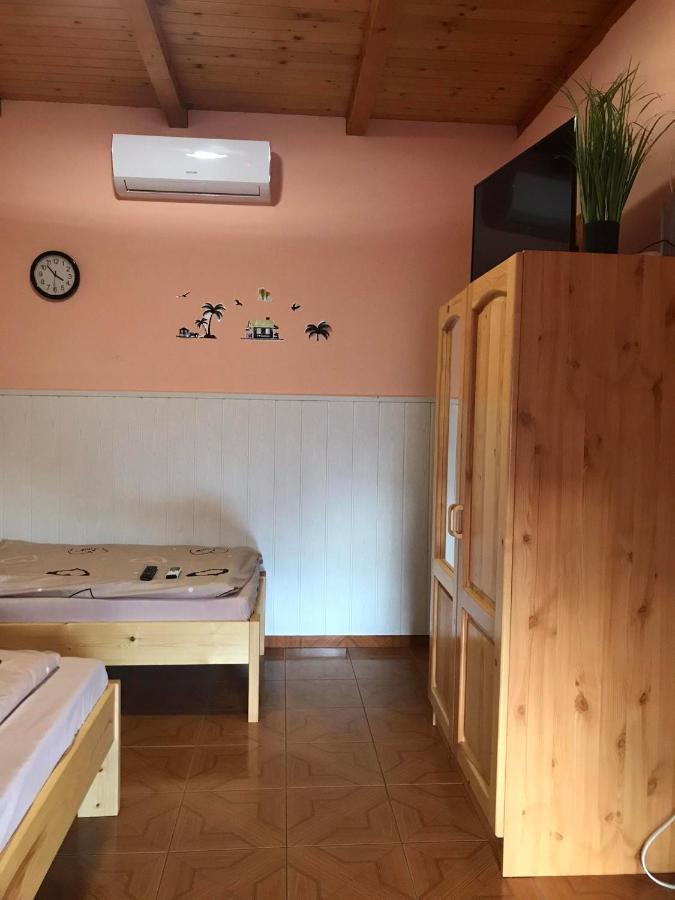 Tahiti Apartman Apartment Hajduszoboszlo Luaran gambar