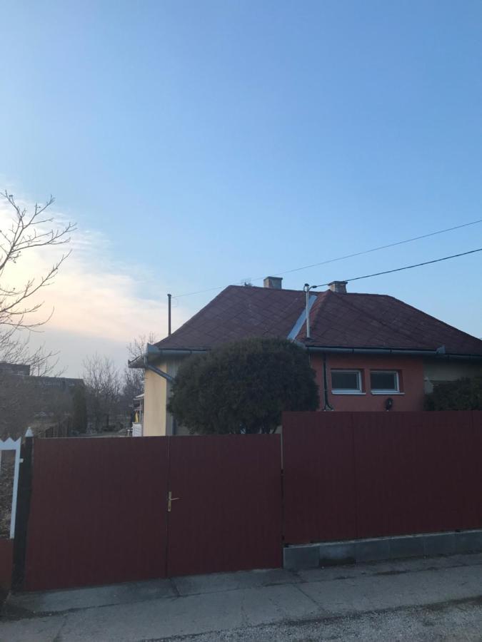 Tahiti Apartman Apartment Hajduszoboszlo Luaran gambar